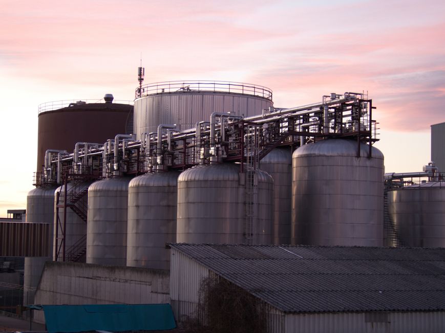 Reactors and process vessels in the yard